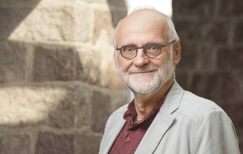 Portraitfoto von Klaus-Uwe Nommensen.