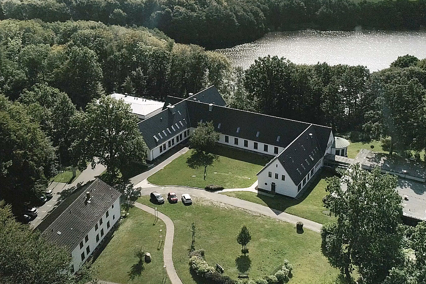 Luftaufnahme Akademiezentrum Sankelmark mit Sankelmarker See